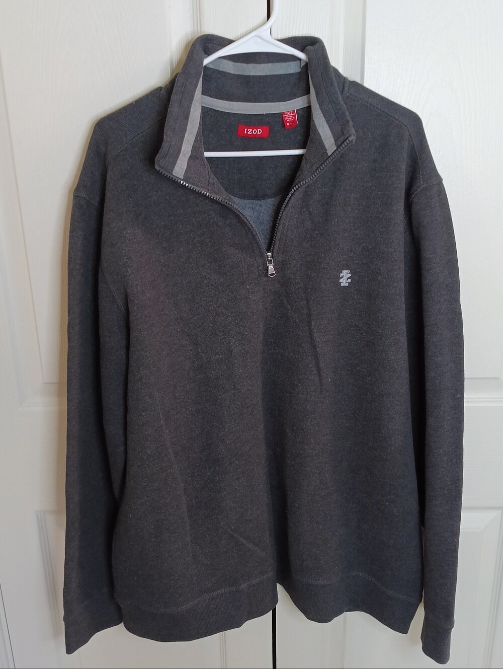 IZOD Men's Charcoal Quarter-Zip‎ Sweater